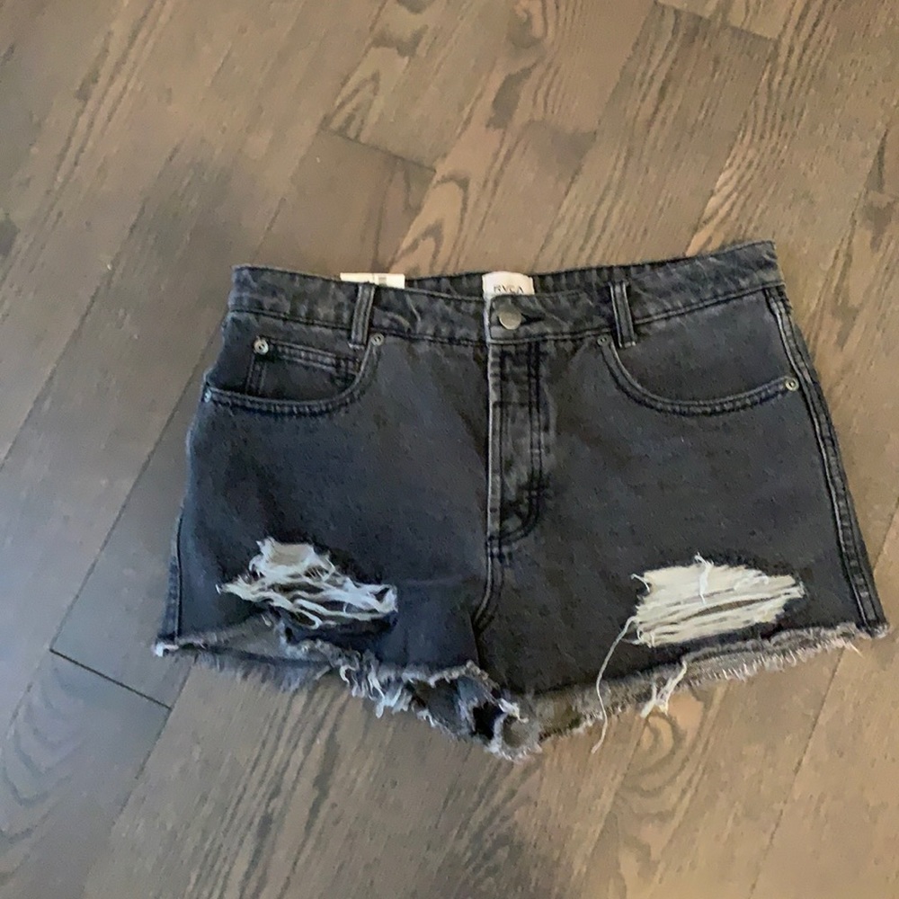 New RVCA Black denim shorts sz 30